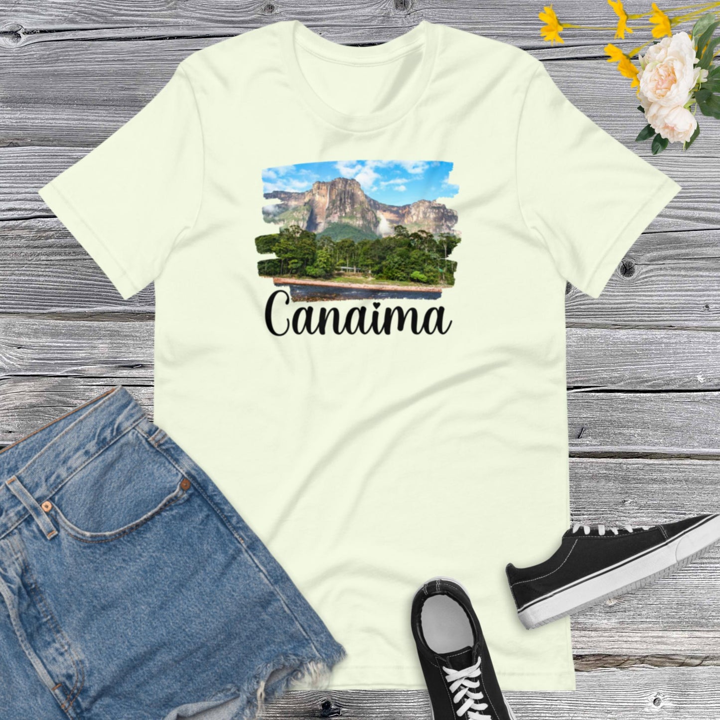Canaima, Angel Falls a Waterfall in Canaima Nacional Park Venezuela, Salto Angel Parque Nacional Canaima Unisex t-shirt