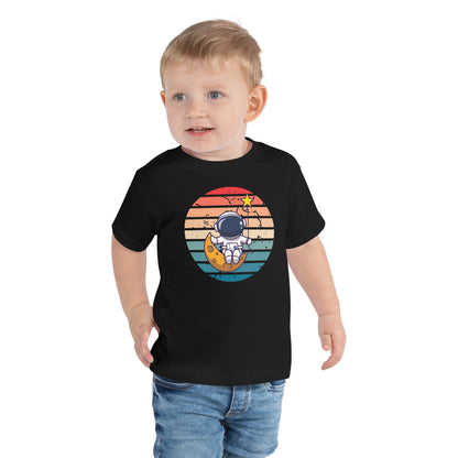 Astronaut sitting Moon Star, Astronaut Shirt, Funny Spaceman Moon, Space Theme Party, Space Birthday Toddler Short Sleeve Tee