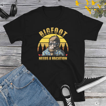 Bigfoot Needs A Vacation, Vacation Shirt, Beach T-shirt Kids Men Women, Shirt for Dad, Travel Family Shirts Group Short-Sleeve Unisex T-Shirt