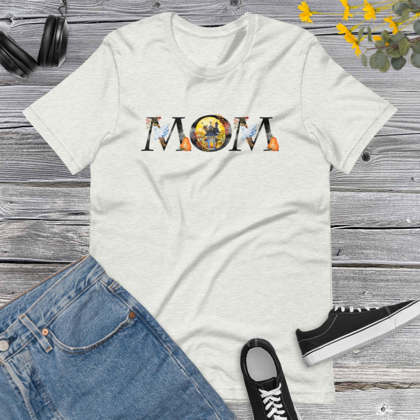 Halloween MOM, Happy Halloween Spooky Ghost, Halloween Mama, Letter Mom Watercolor, Pumpkins, Halloween Costume Unisex t-shirt