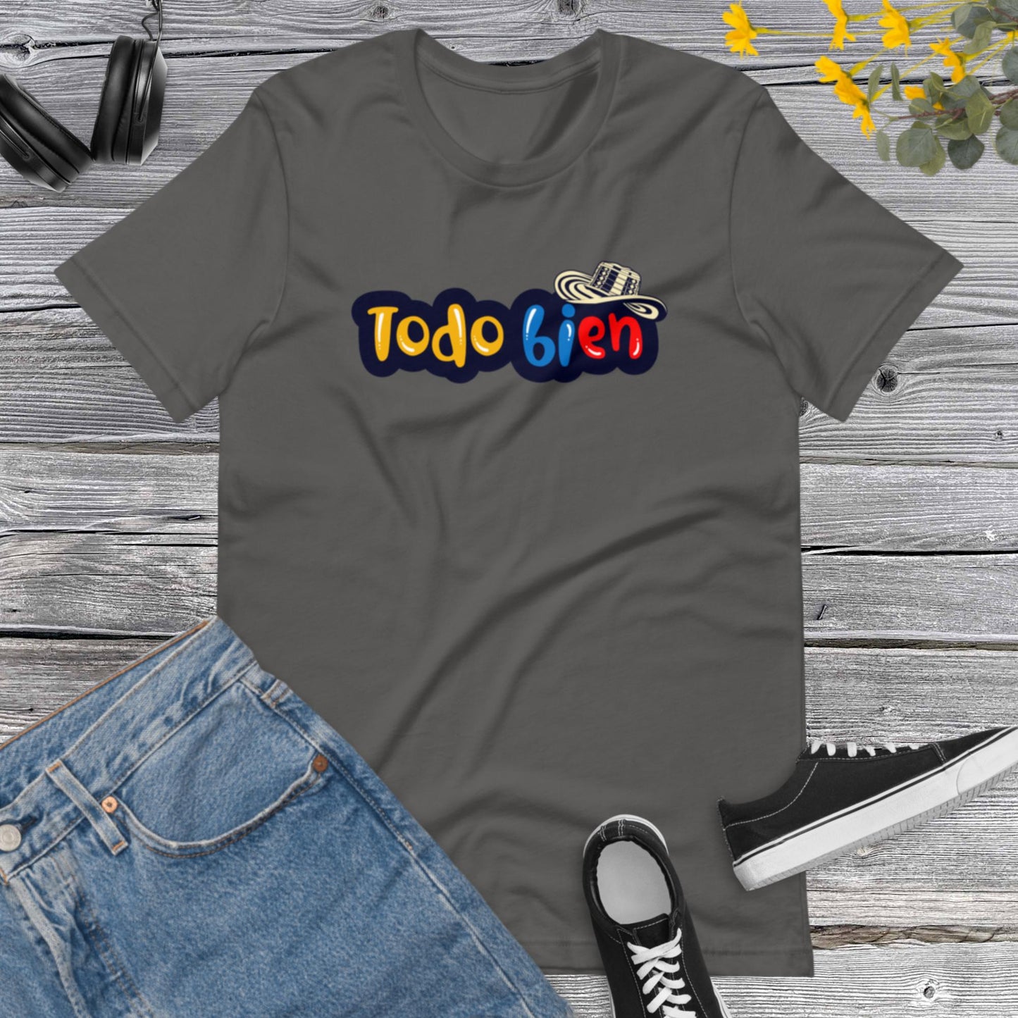 Todo Bien ! Colombia, I Love Colombia, Colombian, Latina Tee, Latino shirt, Colombia Gift, Colombia Traveler TopUnisex t-shirt