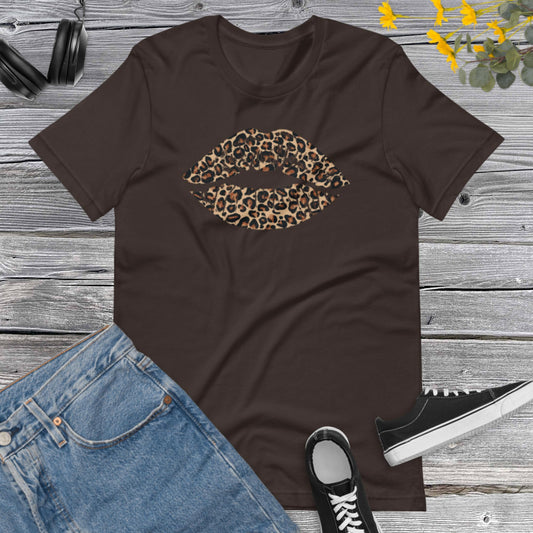 Super Cute Leopard Print Lips, Cheetah Print Lips, Leopard Lover Unisex t-shirt