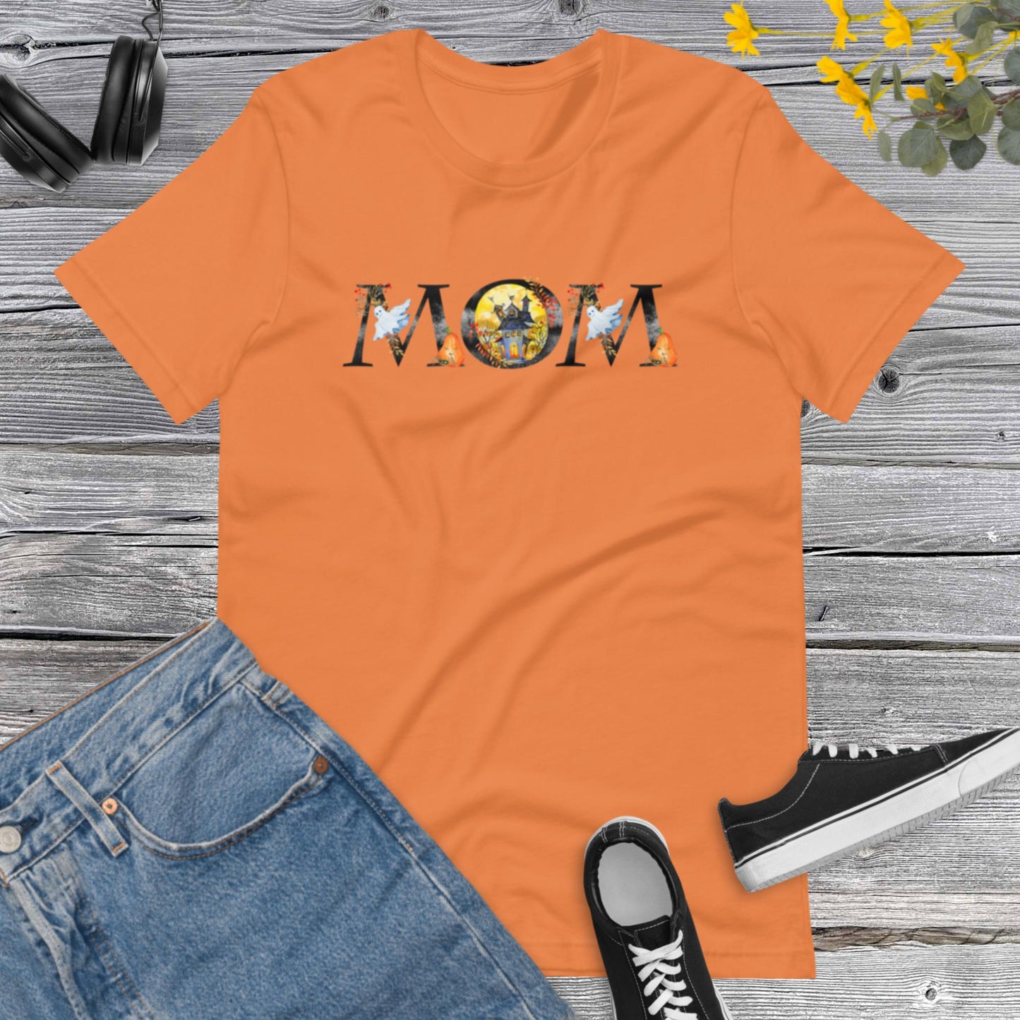 Halloween MOM, Happy Halloween Spooky Ghost, Halloween Mama, Letter Mom Watercolor, Pumpkins, Halloween Costume Unisex t-shirt