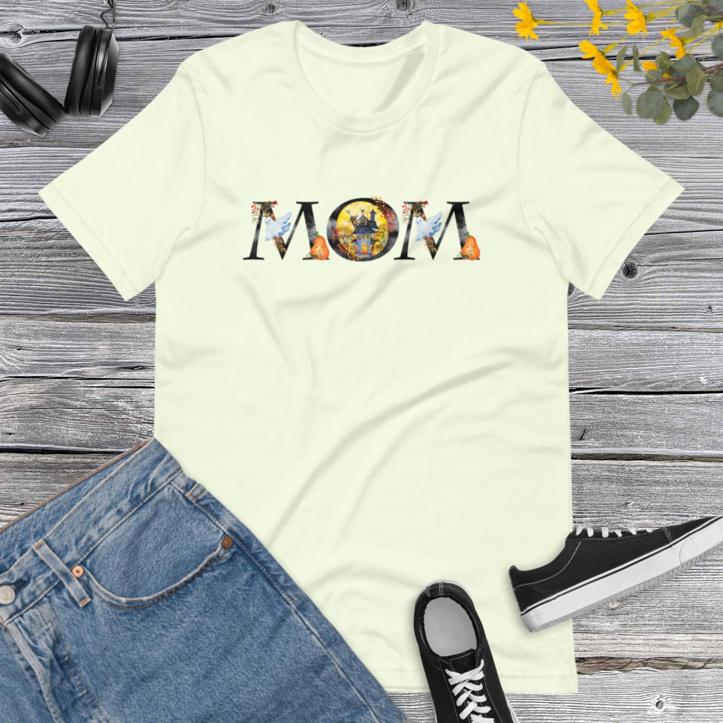 Halloween MOM, Happy Halloween Spooky Ghost, Halloween Mama, Letter Mom Watercolor, Pumpkins, Halloween Costume Unisex t-shirt