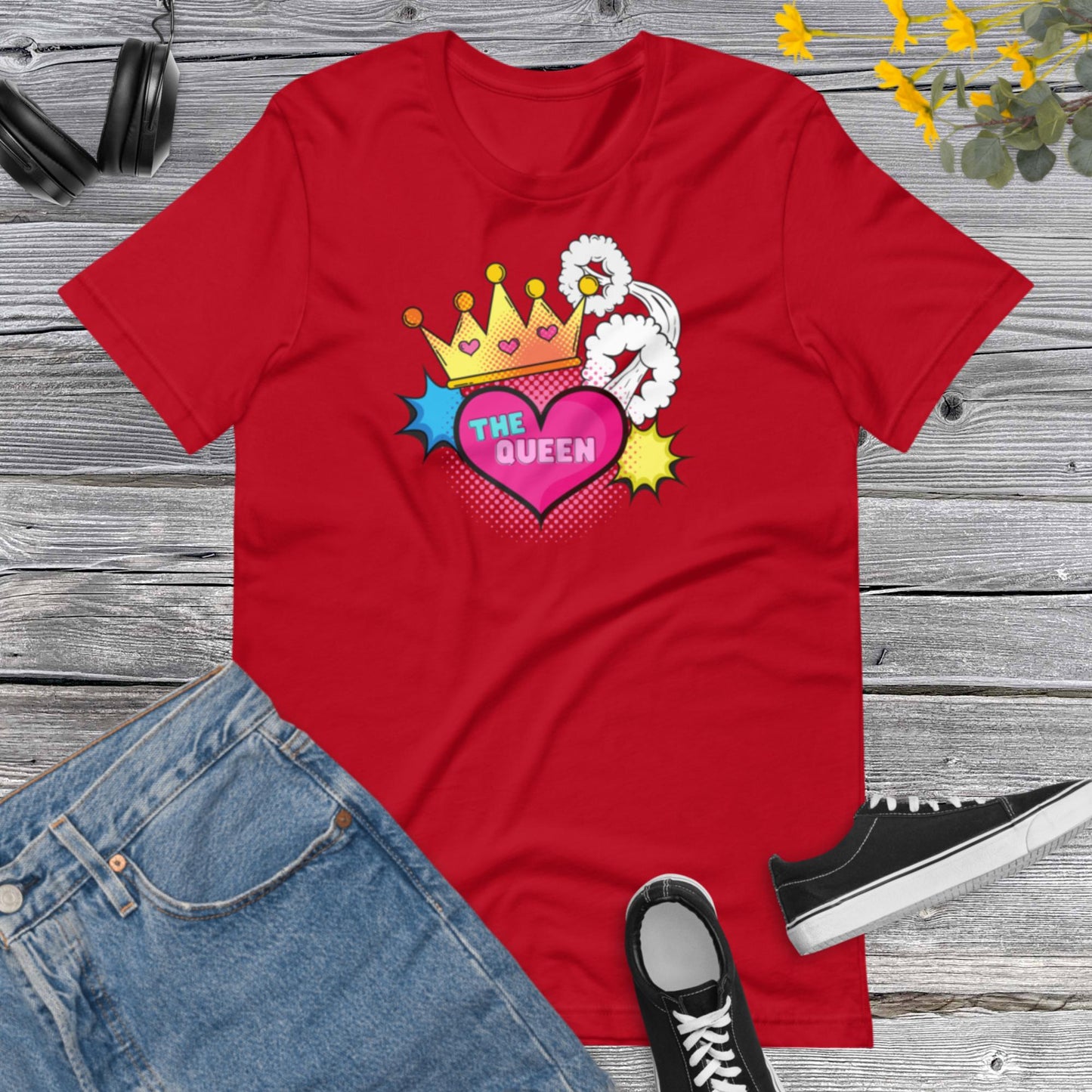 The Queen Good Luck Pop Art Style, Retro Design The Queen t-Shirt, Retro Comic Style, Pop Art Design The Queen Unisex t-shirt