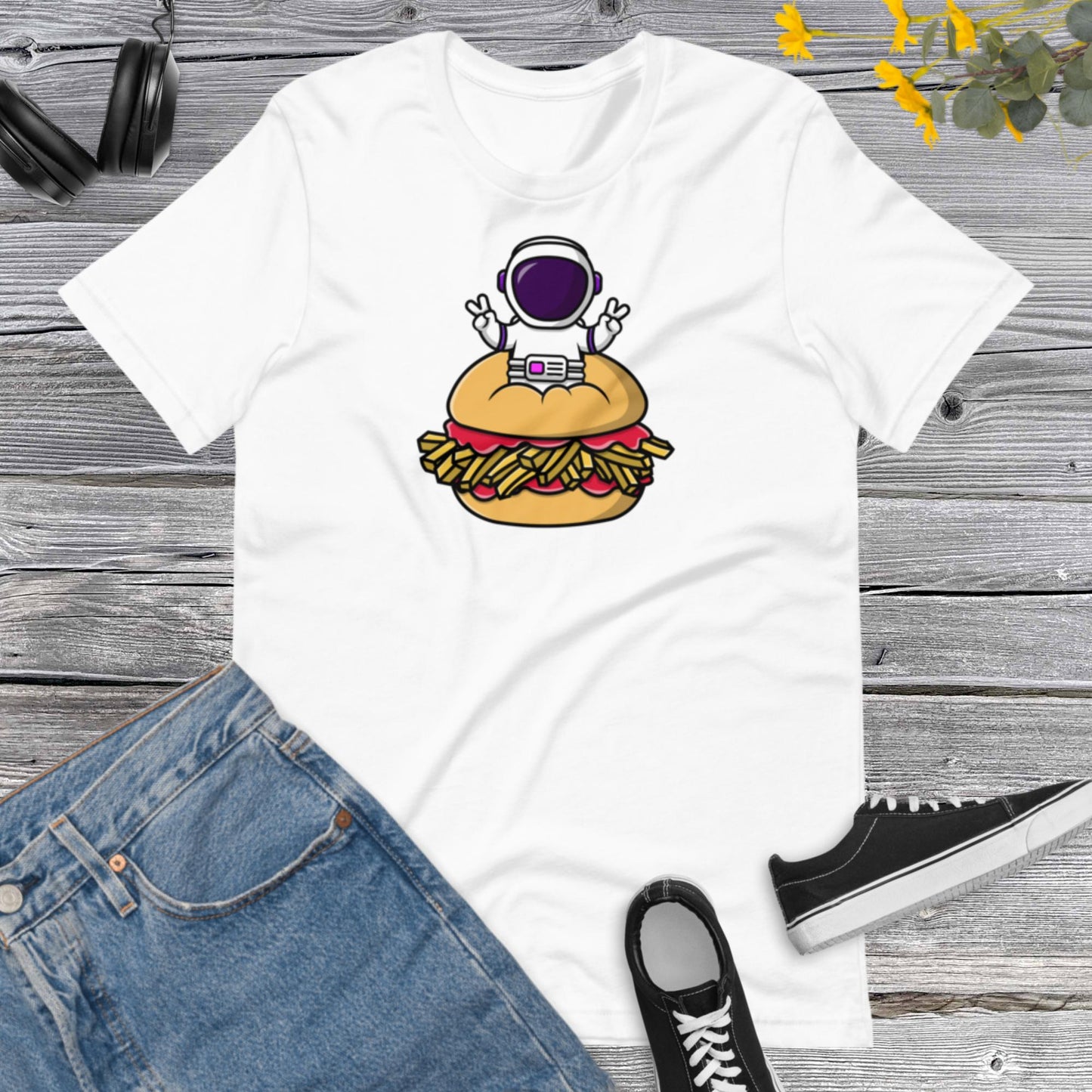 Astronaut Burger Unisex T-Shirt, Cute Astronaut Peace, Burger Lover, Burger Shirt, Foodie Lover Unisex t-shirt